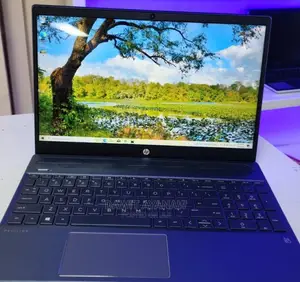 Photo - New Laptop HP 8GB AMD Ryzen 5 SSD 512GB
