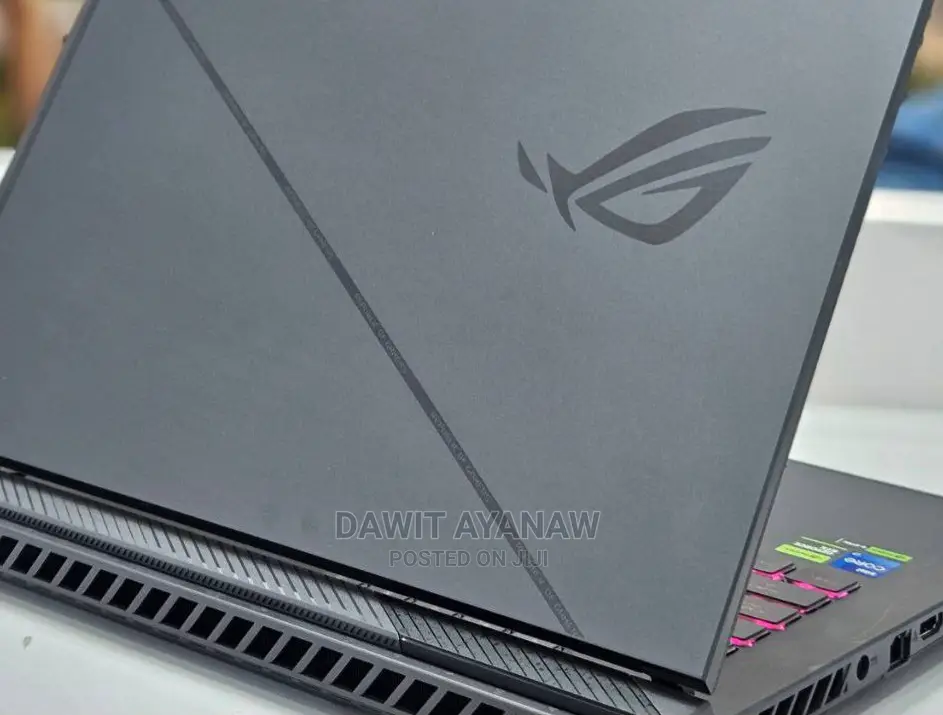 New Laptop Asus 16GB Intel Core I7 SSD 512GB