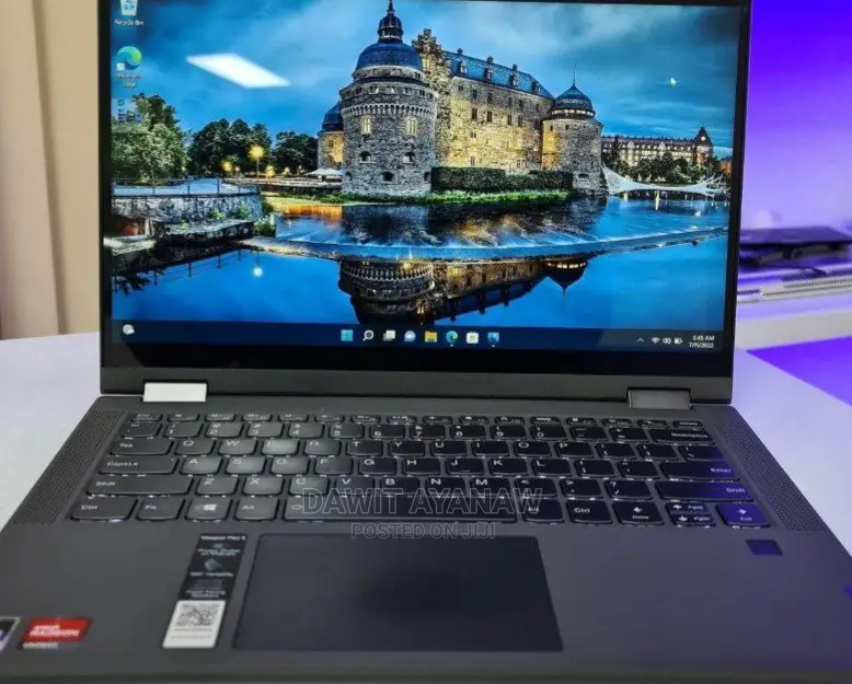New Laptop Lenovo 16GB AMD Ryzen 7 SSD 512GB
