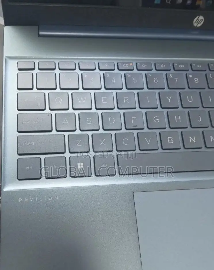 New Laptop HP Pavilion M6 8GB AMD Ryzen 5 SSD 512GB