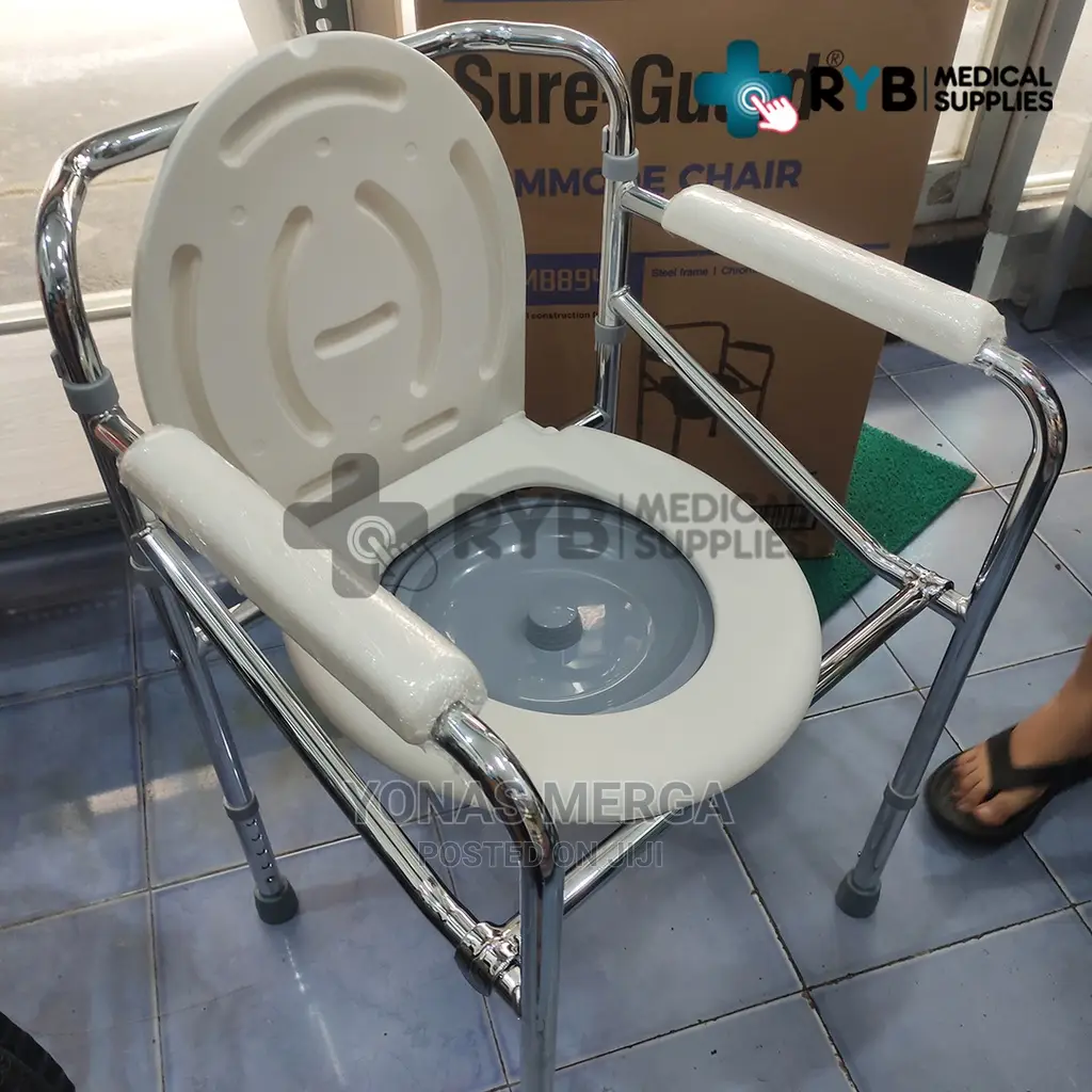 Conveniently Adjusts to Best Commode Chair Height for You