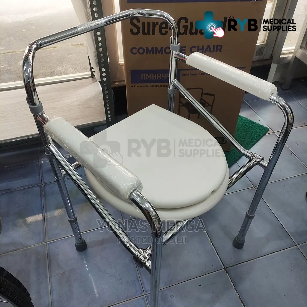 Conveniently Adjusts to Best Commode Chair Height for You
