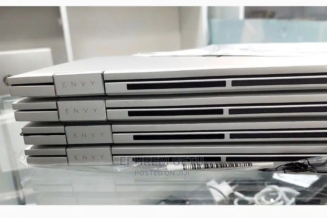 New Laptop HP Envy X360 16GB Intel Core I7 SSD 1T