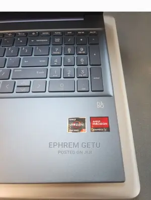 New Laptop HP Pavilion 15 8GB AMD Ryzen 5 SSD 512GB
