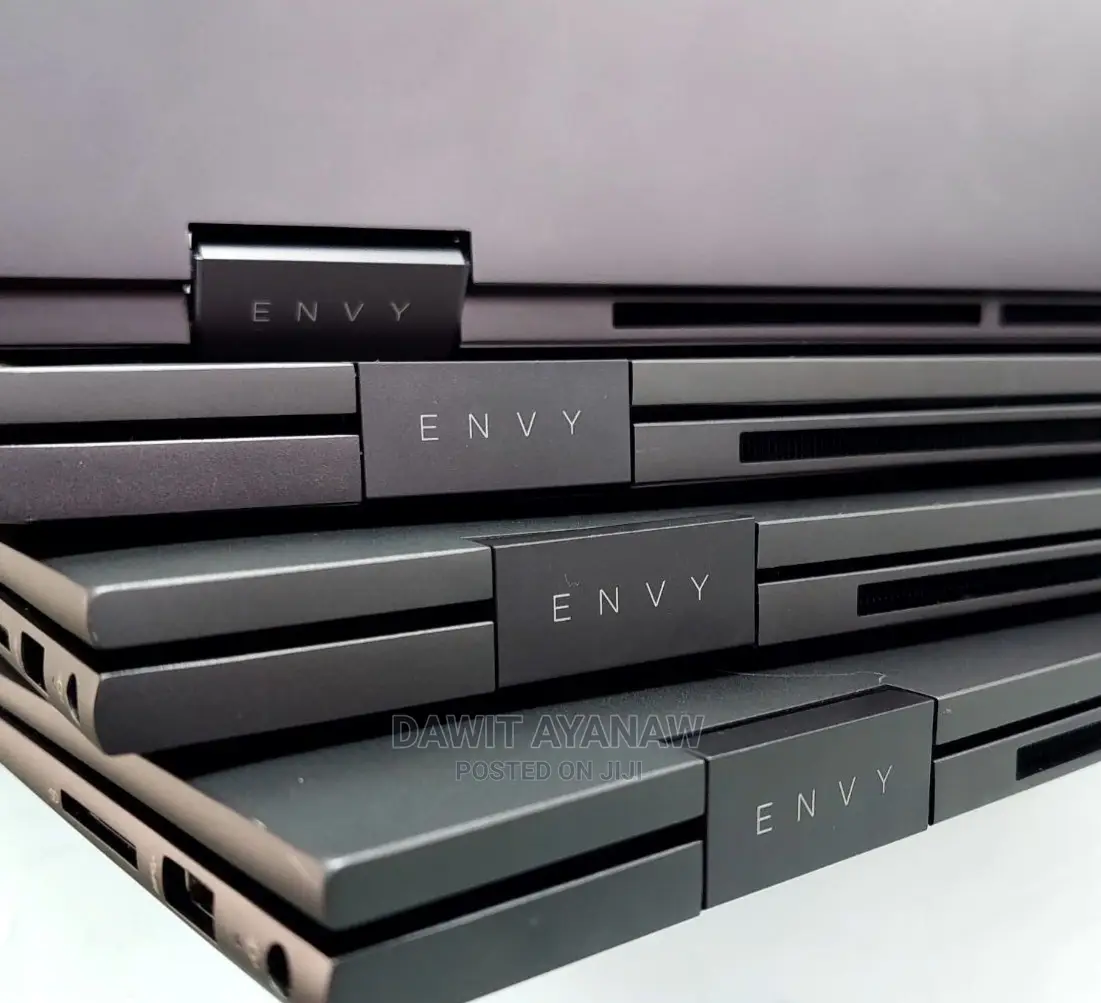 New Laptop HP 16GB AMD Ryzen 7 SSD 512GB