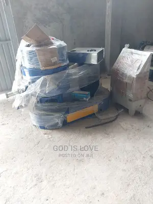 የሚሸጥ Film Machine