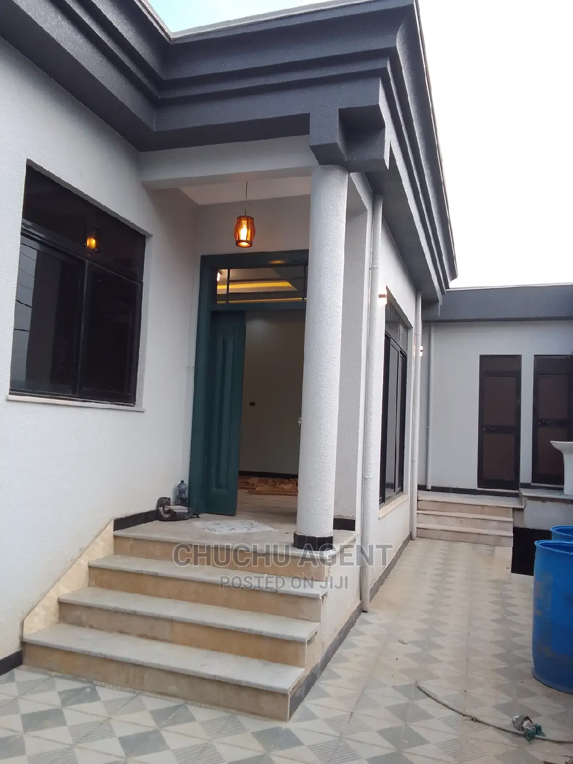 3bdrm Villa in Bole for sale