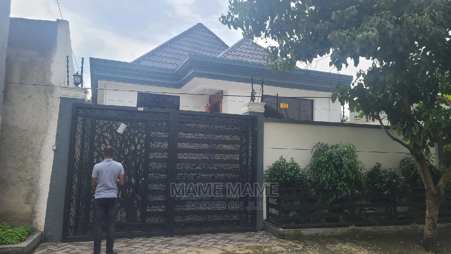 3bdrm Villa in Addis Abeba, Nifas Silk-Lafto for sale