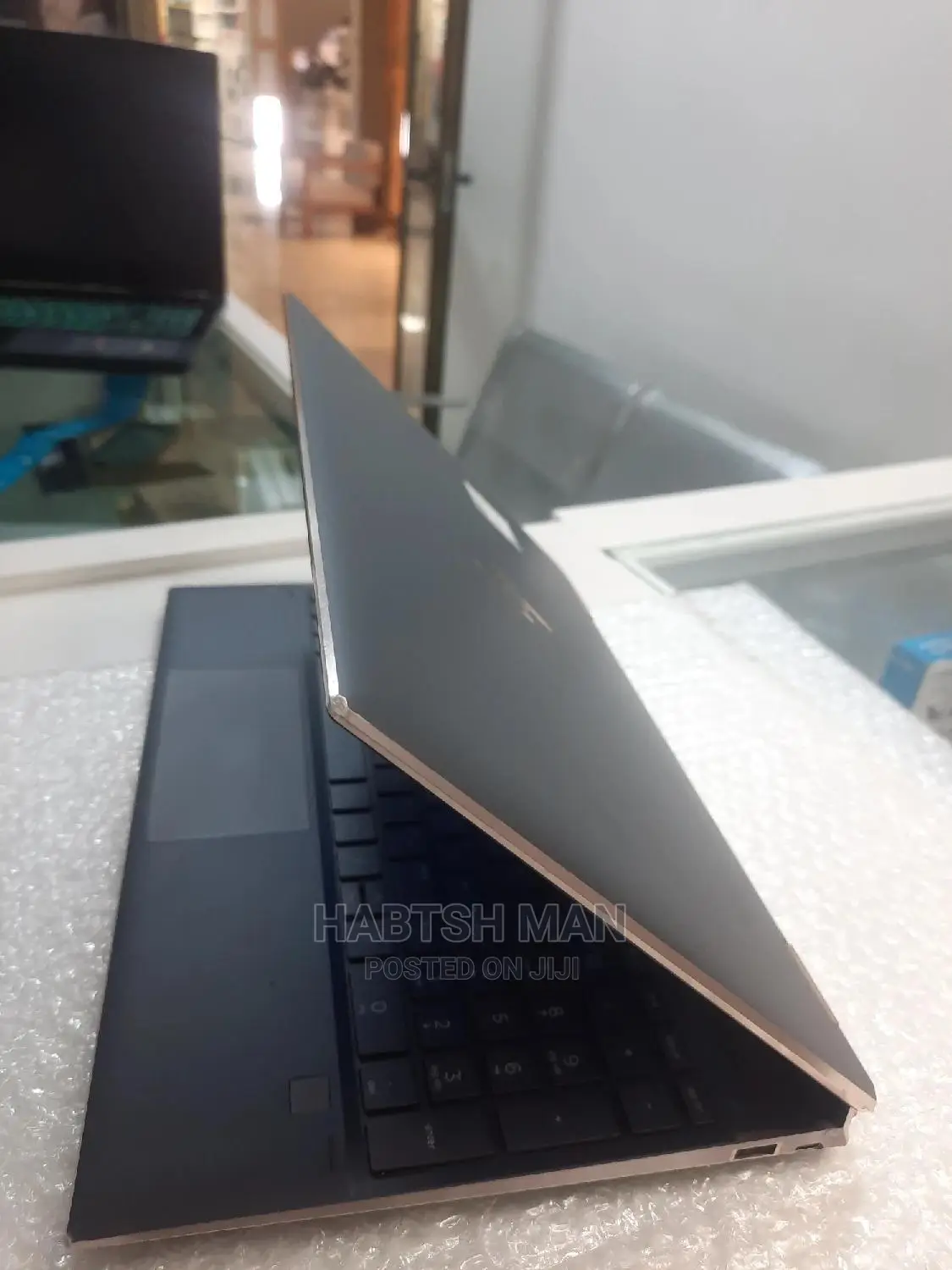 New Laptop HP Spectre 16GB Intel Core I7 SSD 512GB