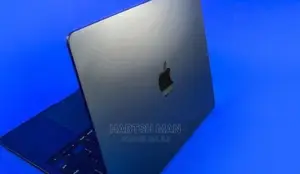 Photo - New Laptop Apple MacBook Air 8GB Apple M2 SSD 256GB