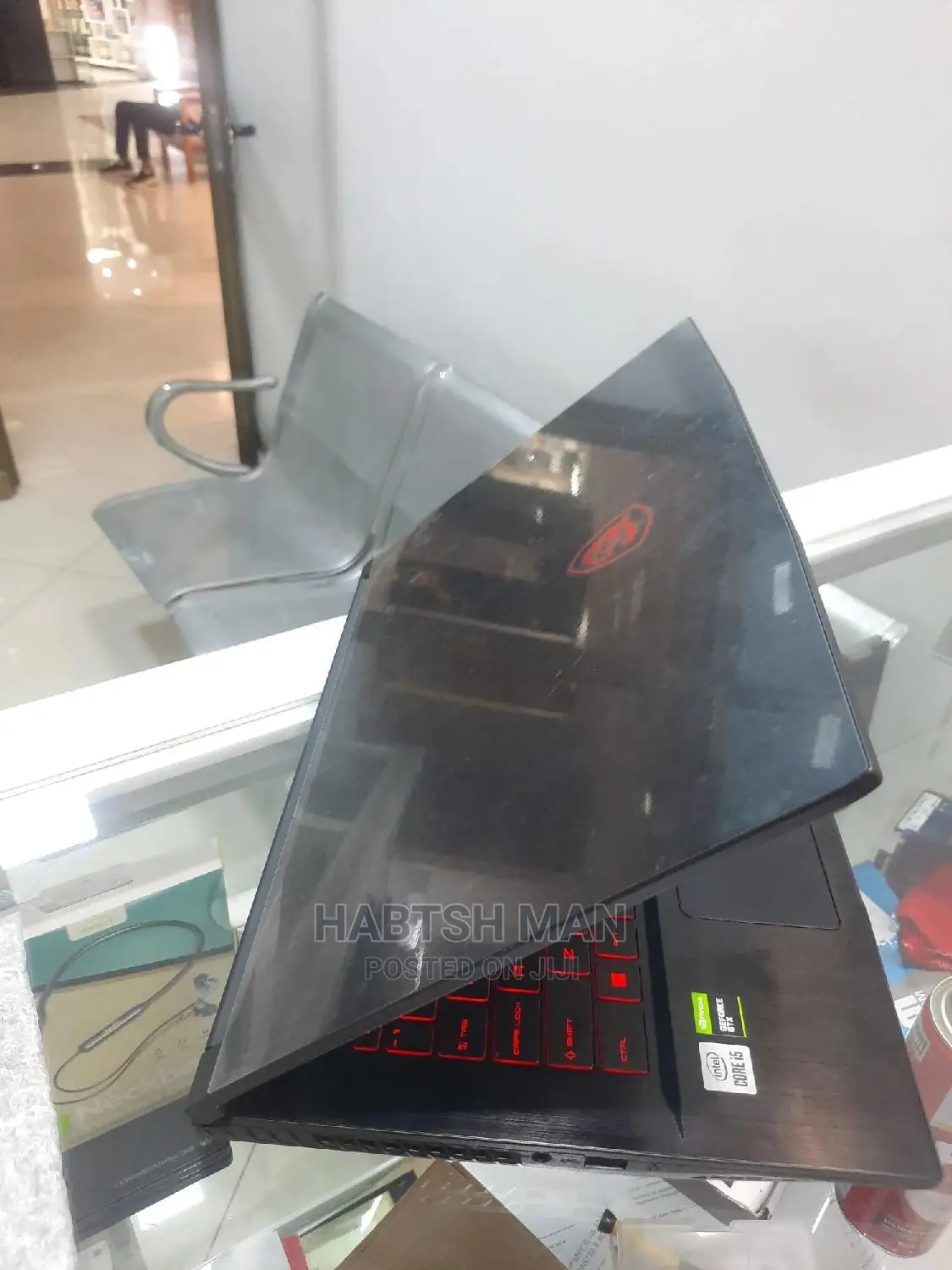 New Laptop MSI GF63 8GB Intel Core I5 SSD 512GB