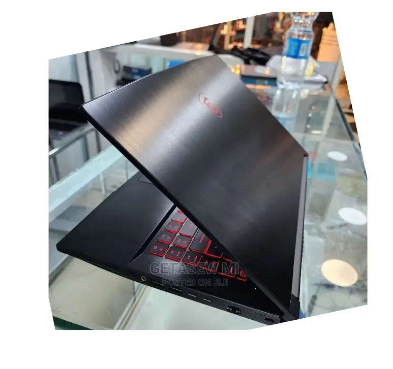 New Laptop MSI Katana GF66 16GB Intel Core I7 SSD 512GB