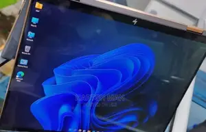 New Laptop HP Spectra 13 16GB Intel Core I7 SSD 1T