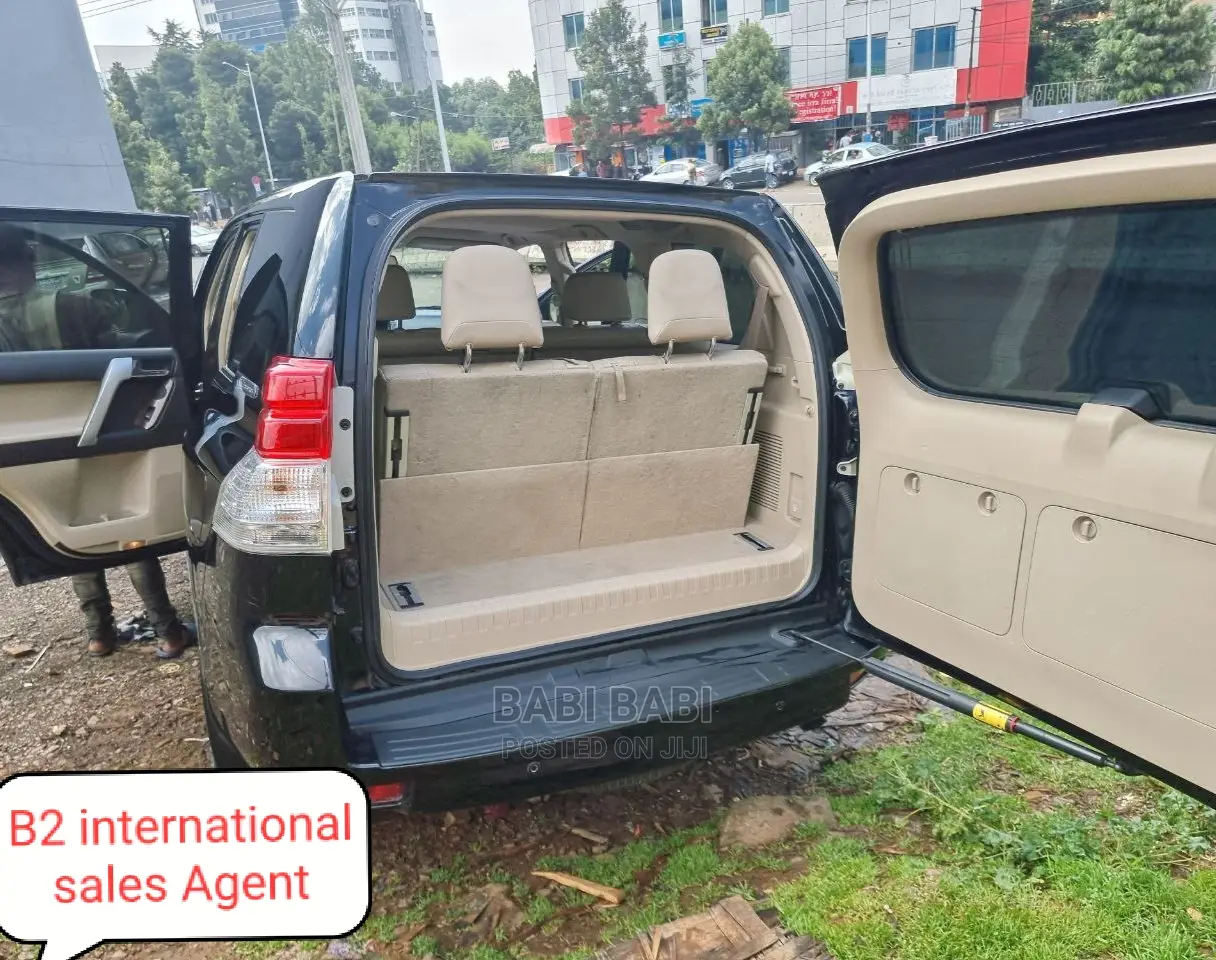 Toyota Land Cruiser Prado 2014 Black