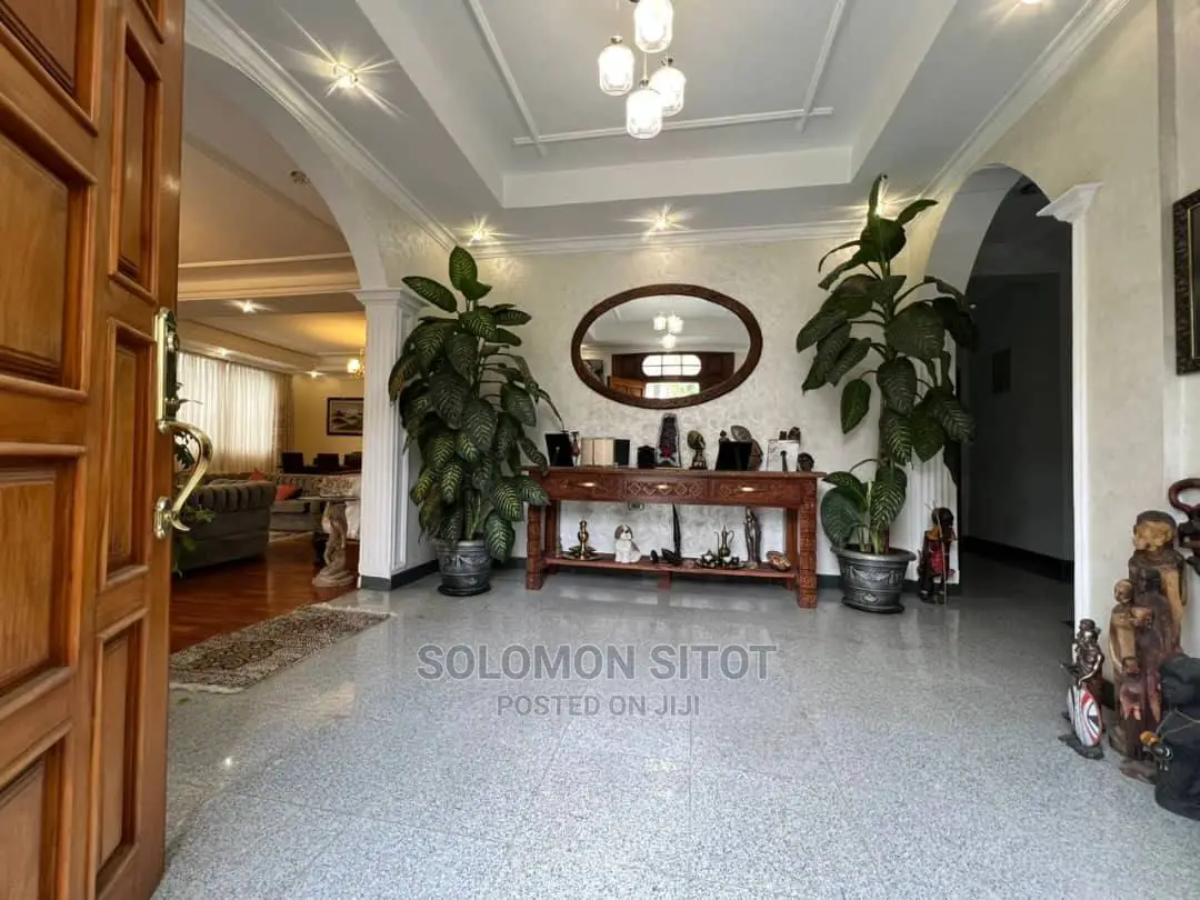 4bdrm House in Ccd Compound, Yeka for sale