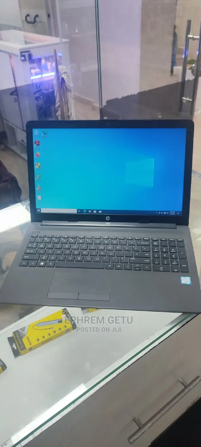 New Laptop HP Stream Notebook 8GB Intel Core I5 HDD 1T