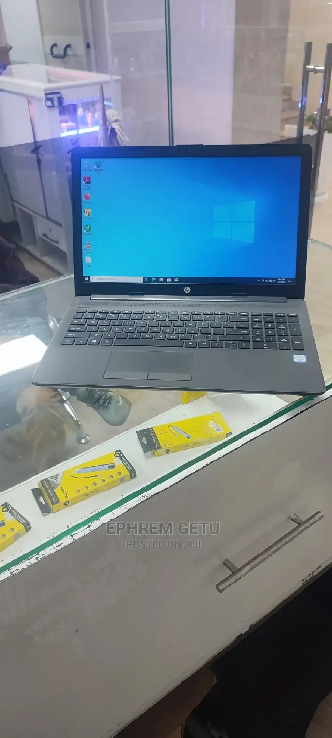 New Laptop HP Stream Notebook 8GB Intel Core I5 HDD 1T