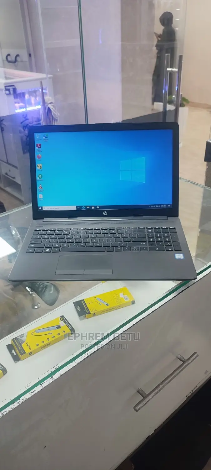 New Laptop HP Stream Notebook 8GB Intel Core I5 HDD 1T