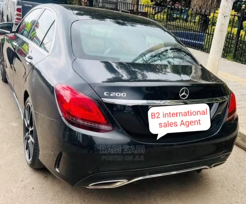 Mercedes-Benz C200 2019 Black
