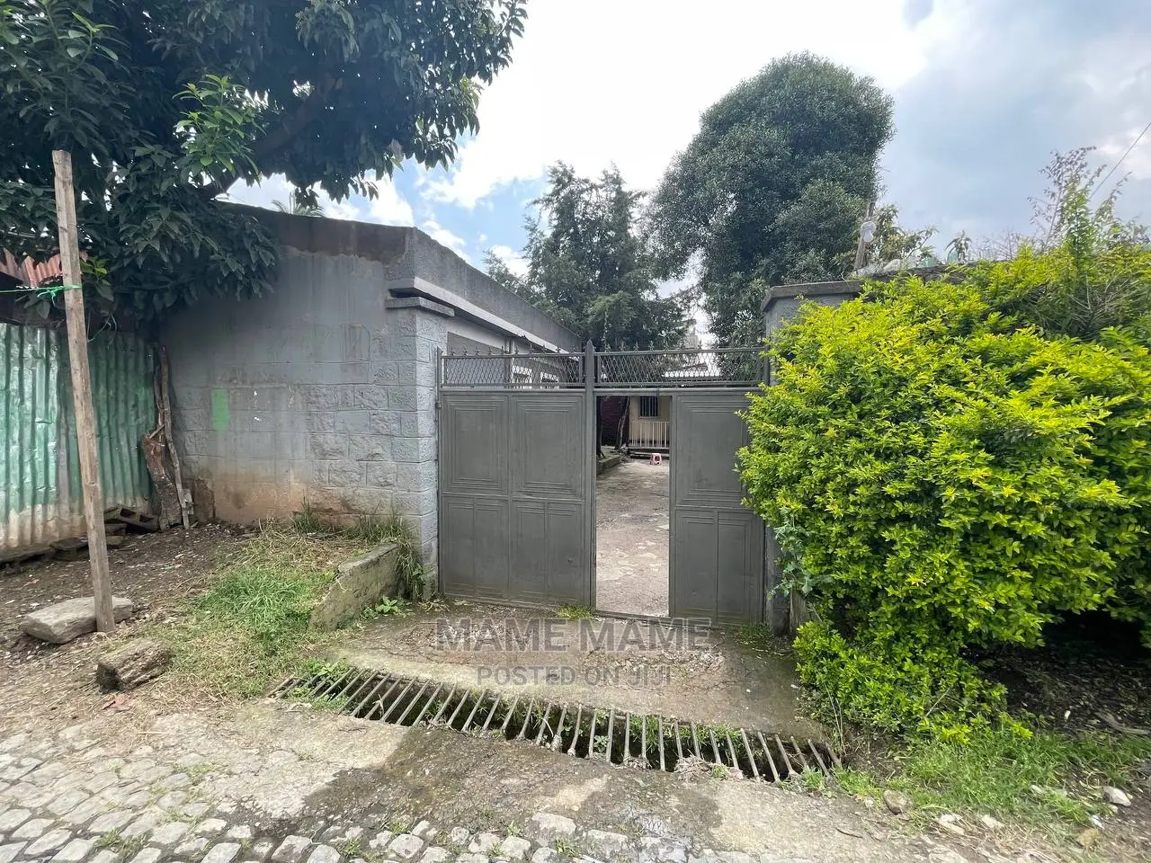 3bdrm House in Addis Abeba, Bole for sale