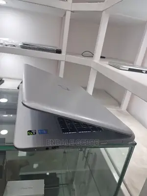 New Laptop HP 16GB Intel Core I7 HDD 1T