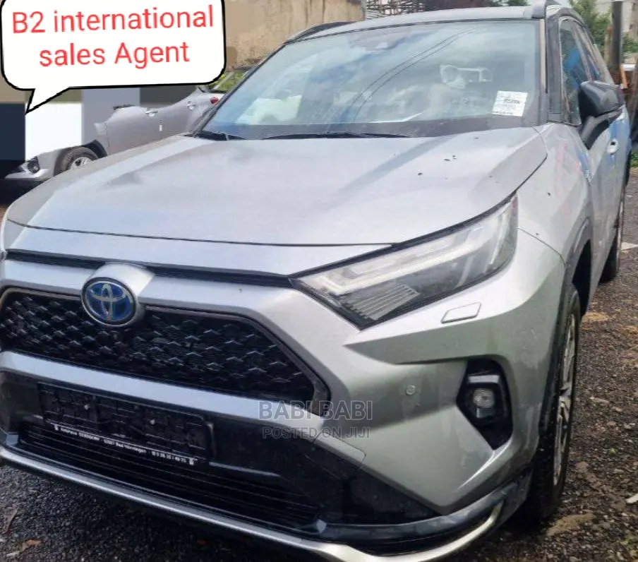 New Toyota RAV4 2023 Silver