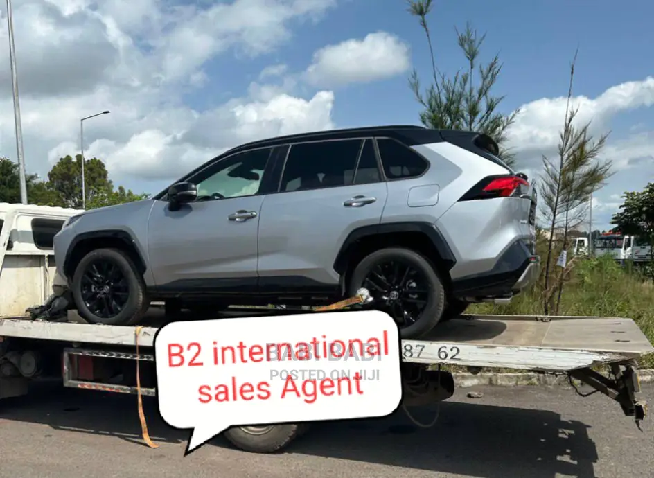 New Toyota RAV4 2023 Silver