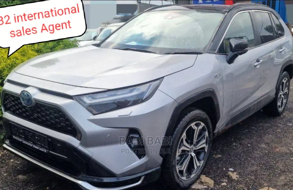 New Toyota RAV4 2023 Silver