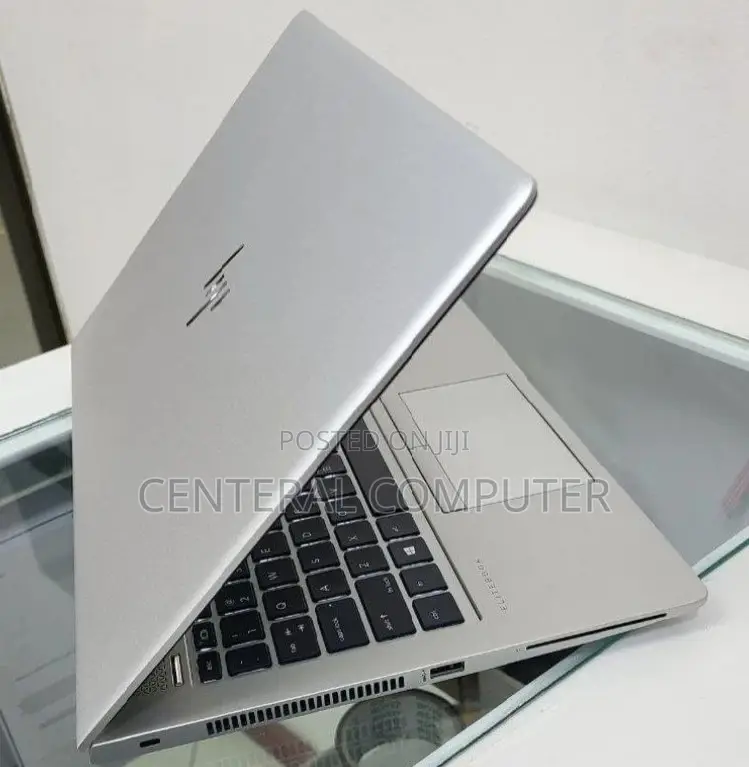 New Laptop HP 255 G5 8GB Intel Core I5 SSD 512GB