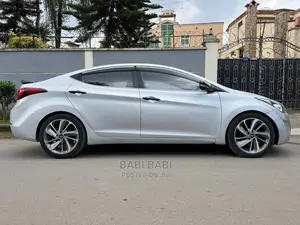Hyundai Avante 2014 Silver