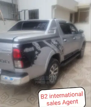 Toyota Hilux 2018 Silver