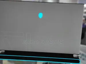 New Laptop Alienware M17x R2 32GB Intel Core I7 SSD 1.5T