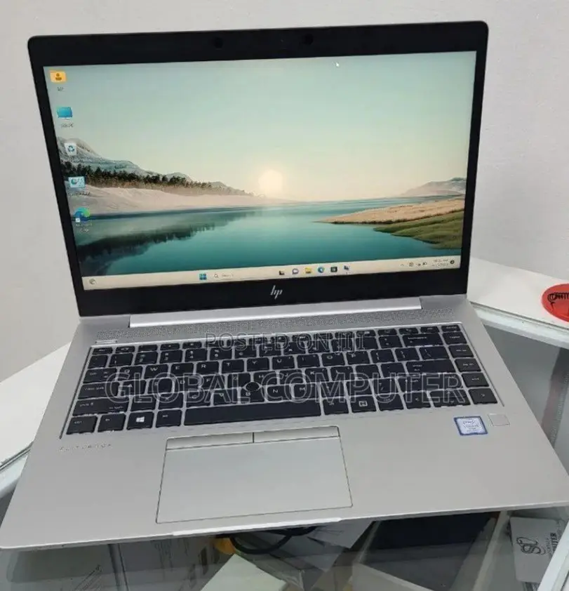 New Laptop HP 348 G5 8GB Intel Core I5 SSD 512GB