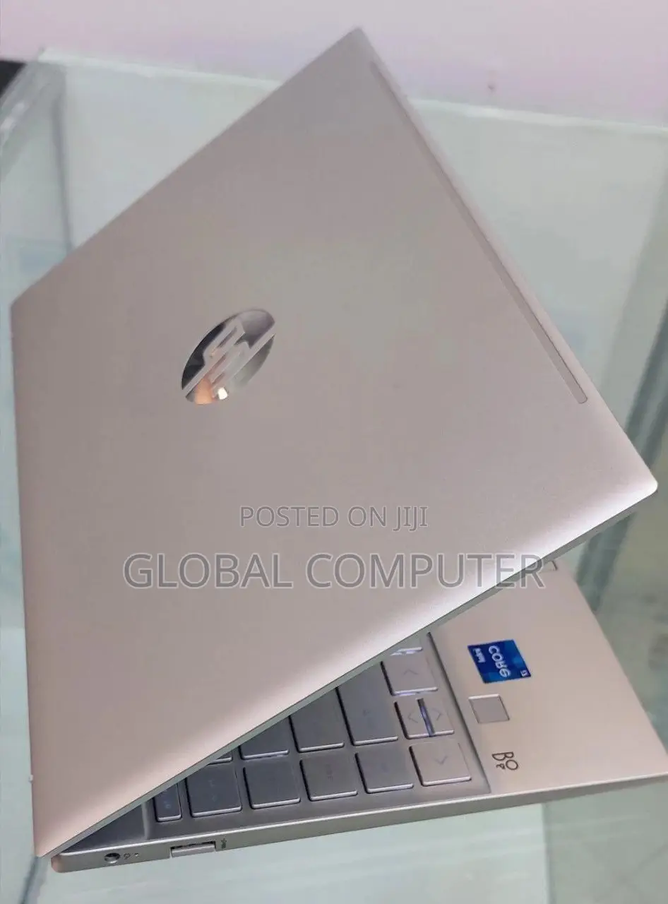 New Laptop HP Pavilion X360 13 16GB Intel Core I7 SSD 1T