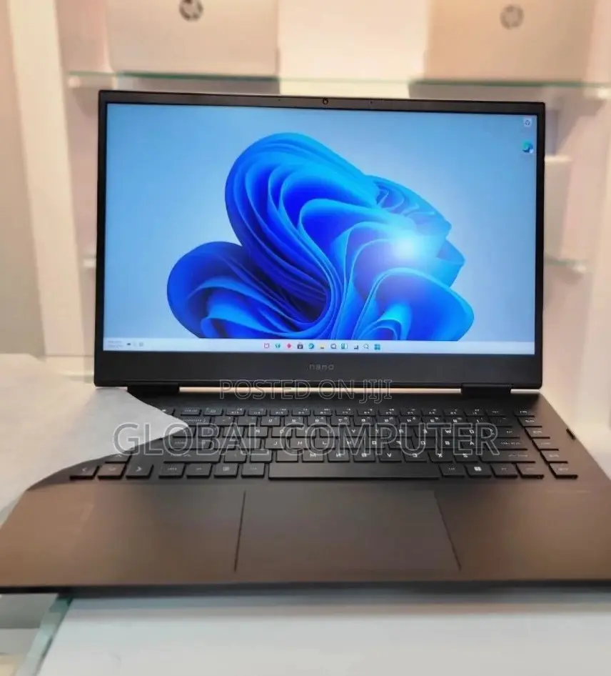 New Laptop HP Omen 16 16GB Intel Core I7 SSD 512GB