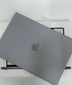 New Laptop Apple MacBook Pro M1 16GB Apple M1 Pro SSD 512GB