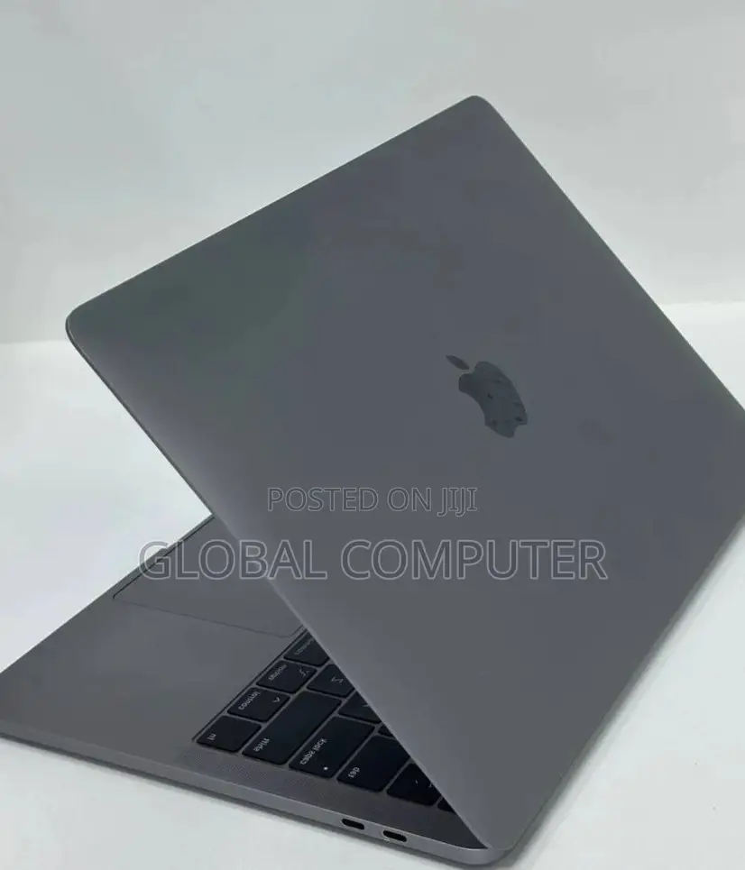 New Laptop Apple MacBook Pro 2019 8GB Intel Core I5 SSD 256GB