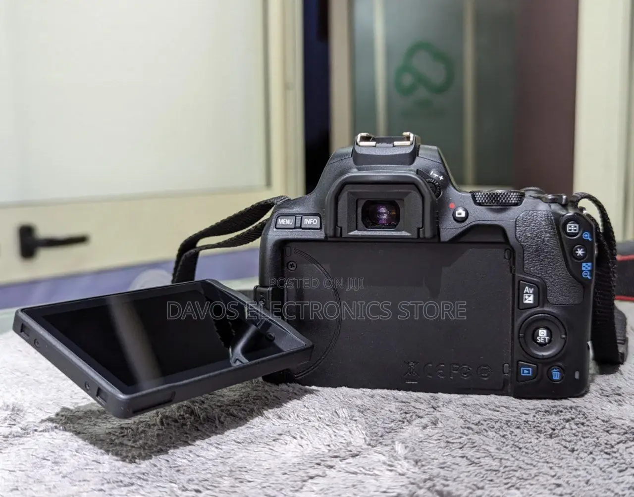 Canon 250d- Camera With 18-55mm Lens