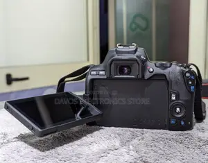 Canon 250d- Camera With 18-55mm Lens