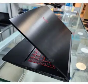 New Laptop MSI GF63 8GB Intel Core I5 SSD 512GB