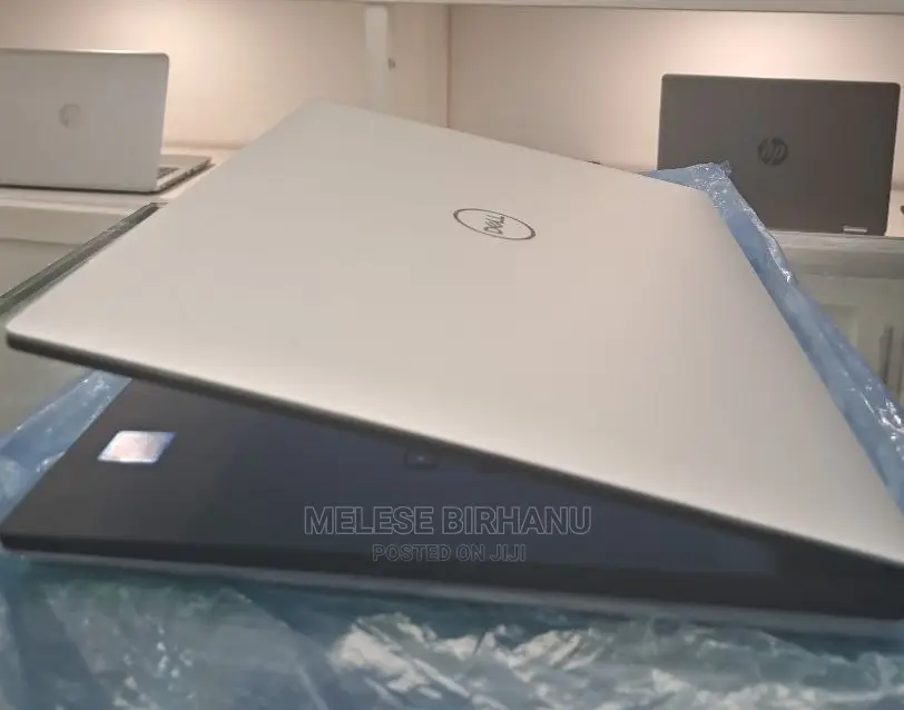 New Laptop Dell 16GB Intel Core I7 SSD 512GB