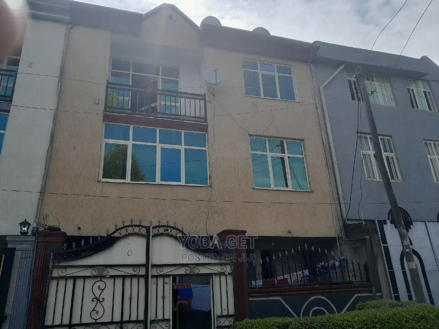 Furnished 6bdrm House in Akaky Kaliti for sale