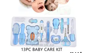 13 ሕፃናትን ለመንከባከብ የሚረዱ የተለያዩ እቃዎች ስብስብ የያዘ