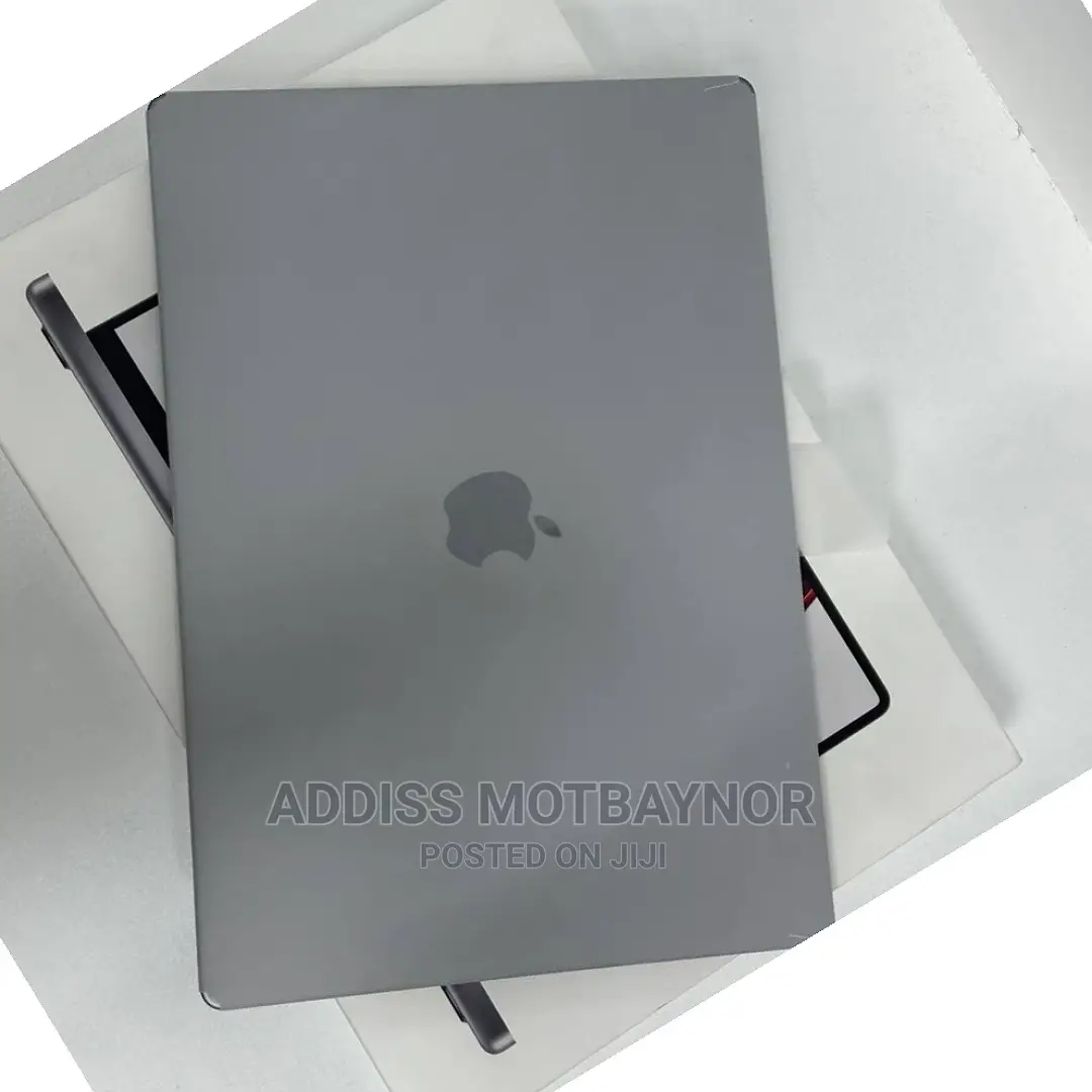 New Laptop Apple MacBook Air 2022 M2 16GB Apple M1 Pro SSD 512GB