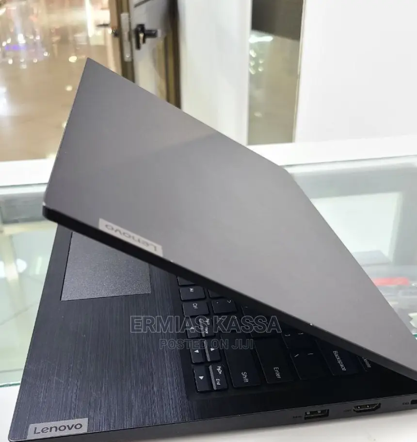 New Laptop Lenovo Ideapad 3 4GB AMD A6 SSD 128GB