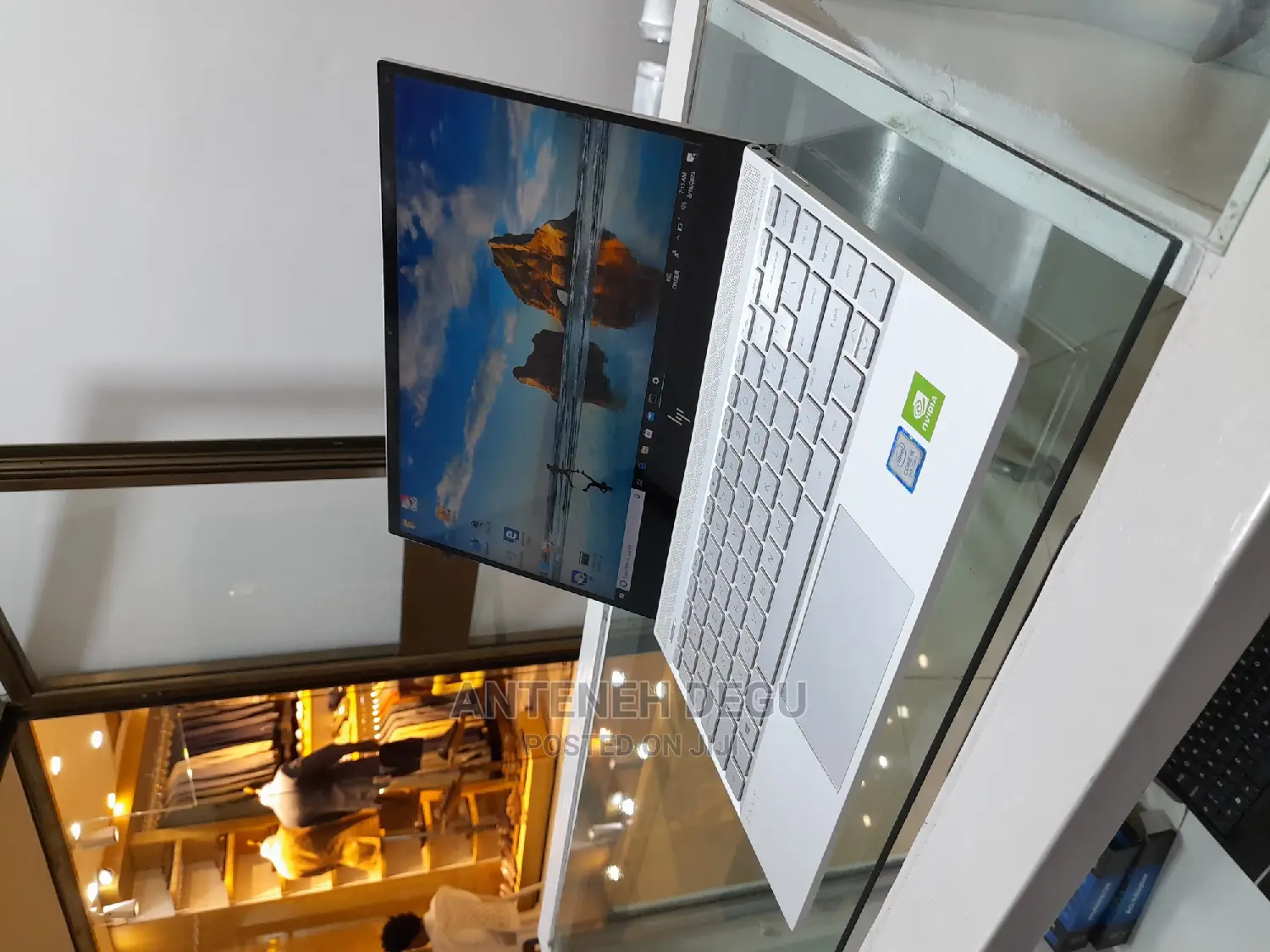 New Laptop HP Envy 13 8GB Intel Core I5 SSD 512GB