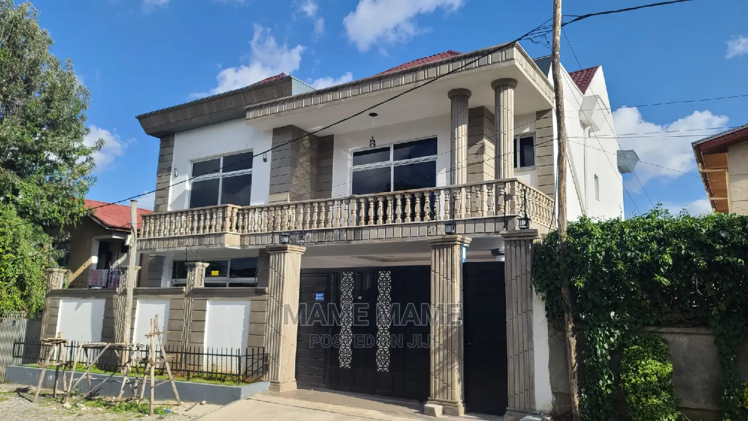 8bdrm House in Addis Abeba, Bole for sale