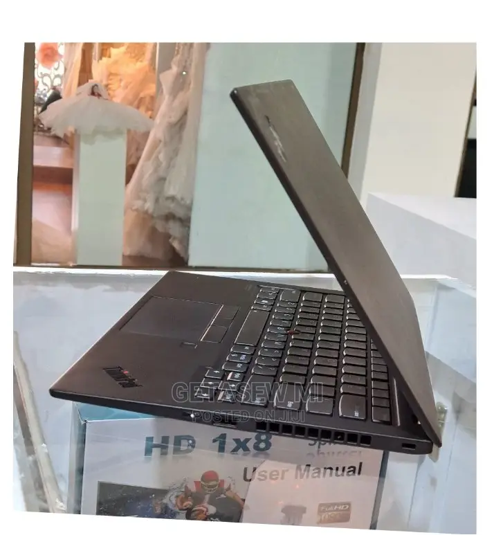 New Laptop Lenovo ThinkPad X1 Carbon 16GB Intel Core I7 SSD 512GB