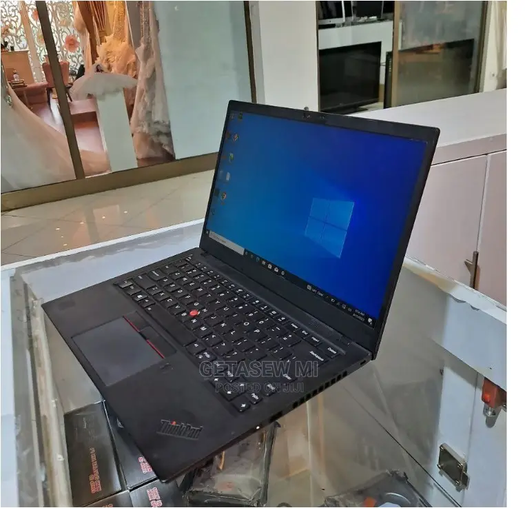 New Laptop Lenovo ThinkPad X1 Carbon 16GB Intel Core I7 SSD 512GB