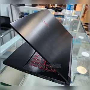 New Laptop 8GB Intel Core I5 SSD 512GB